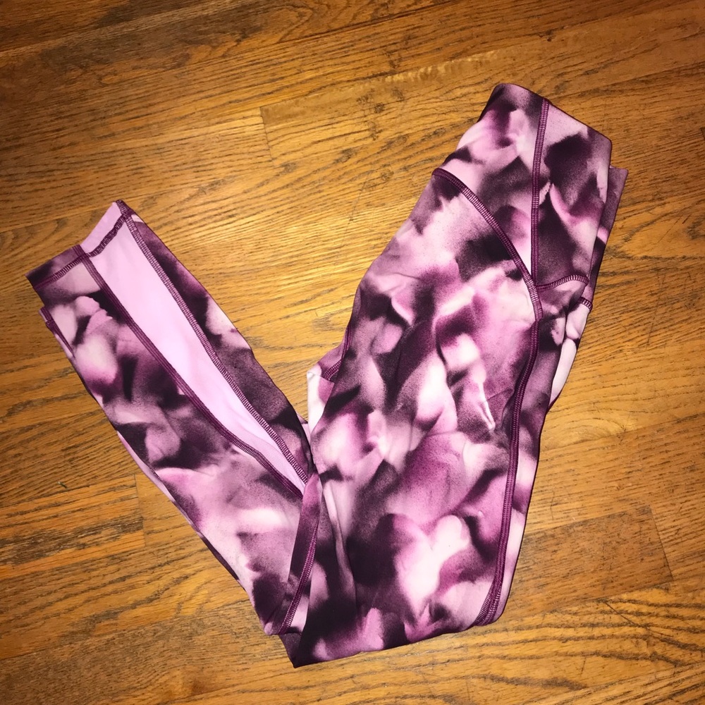 Women’s Lululemon leggings